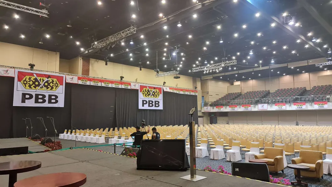 Auto Tracking Live Streaming Equipment HD PTZ Video Conference Camera with 12X Zoom