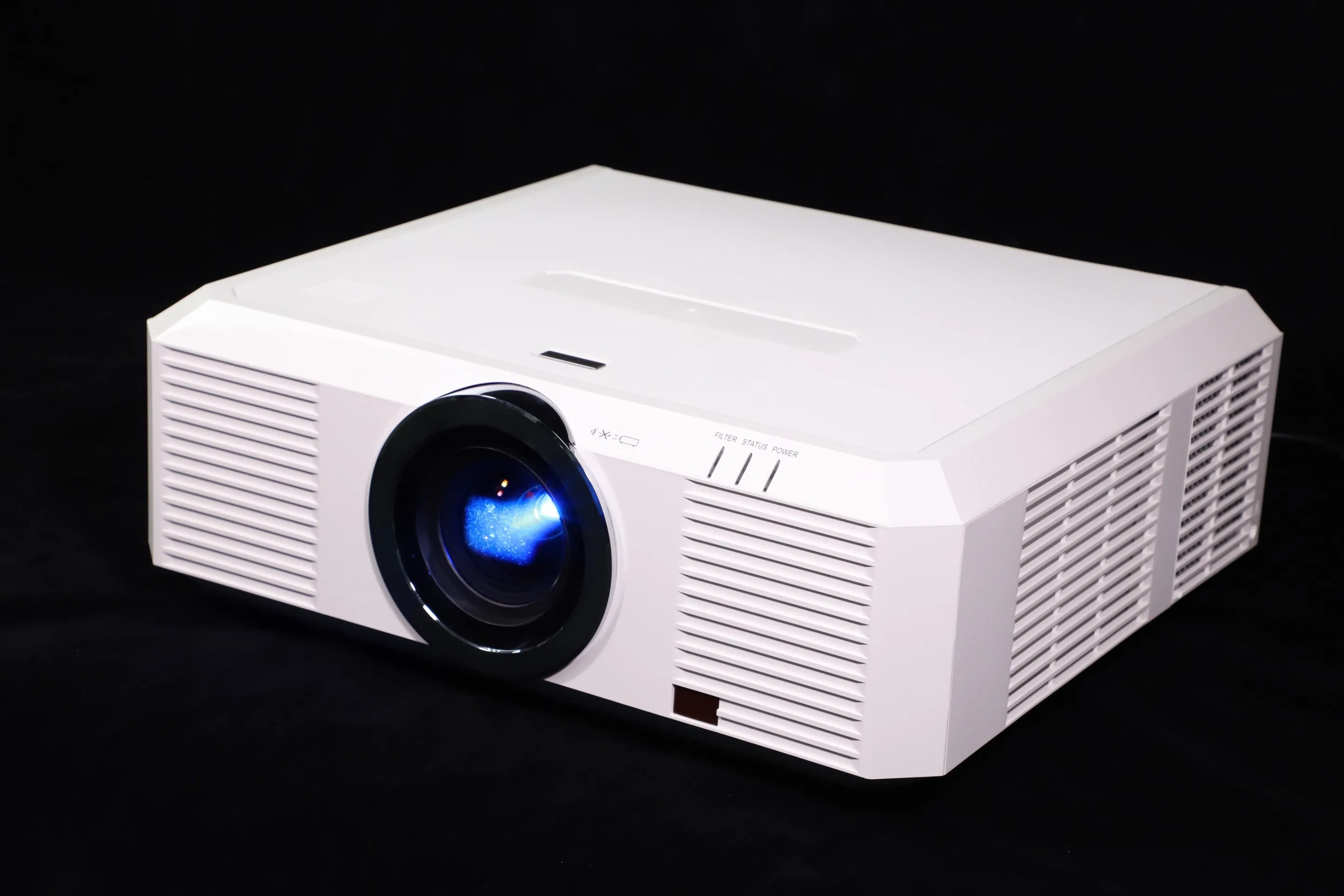 Full HD Wxga 10, 000 Lumen Projector